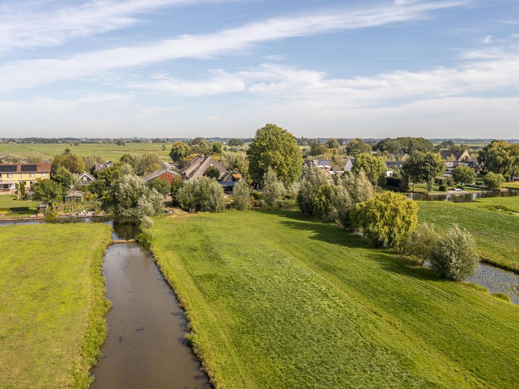 Graafdijk-oost 17 , Molenaarsgraaf
