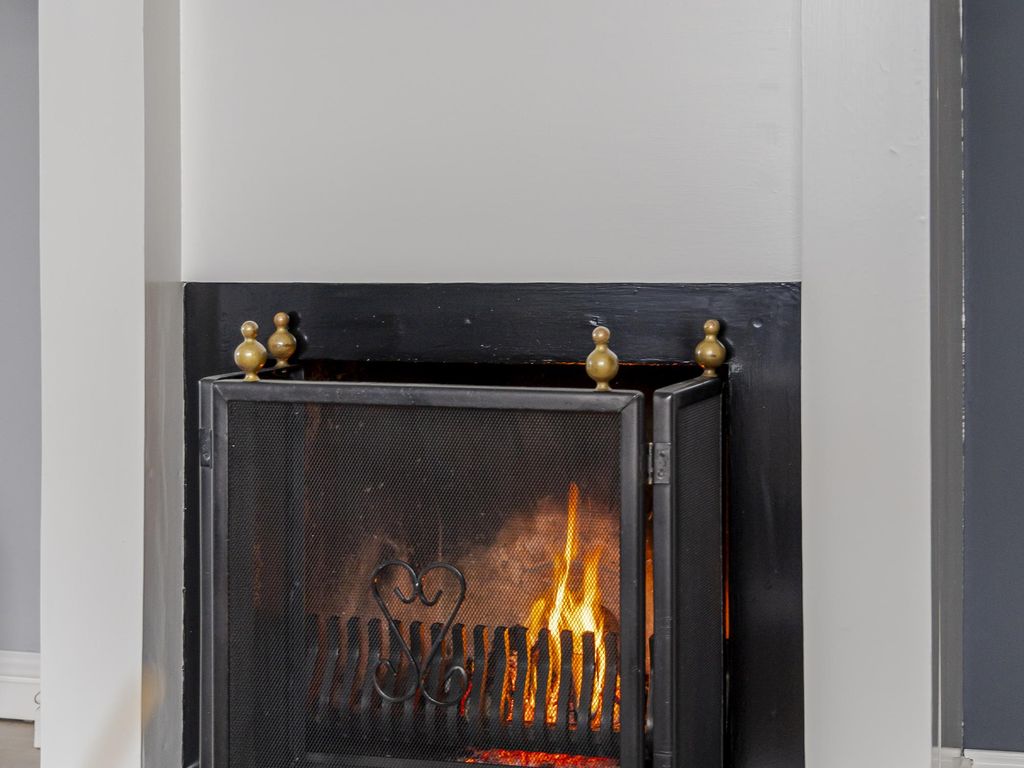 Sluisweg 44, HARDINXVELD-GIESSENDAM