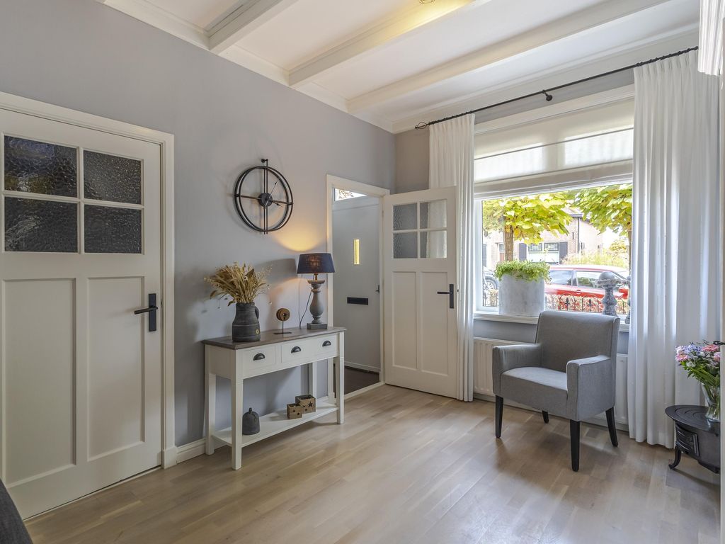 Sluisweg 44, HARDINXVELD-GIESSENDAM