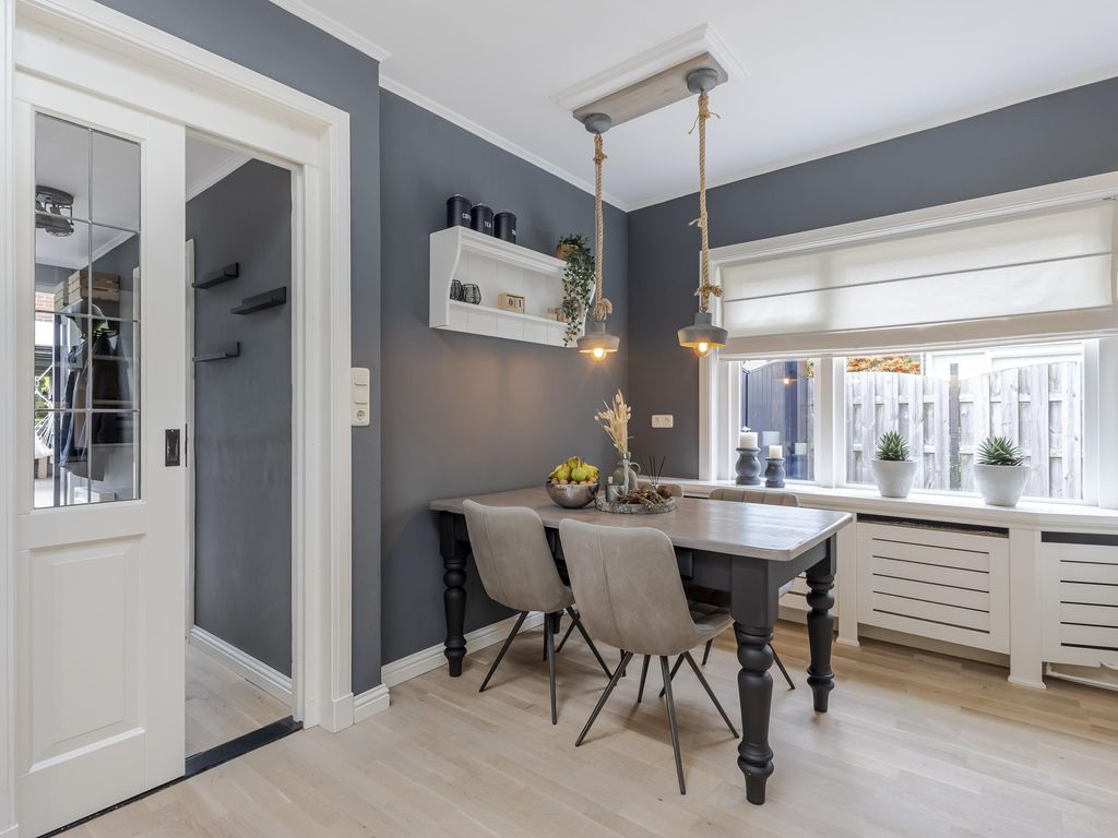 Sluisweg 44, HARDINXVELD-GIESSENDAM