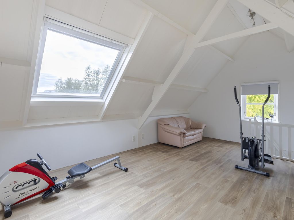 Sluisweg 44, HARDINXVELD-GIESSENDAM