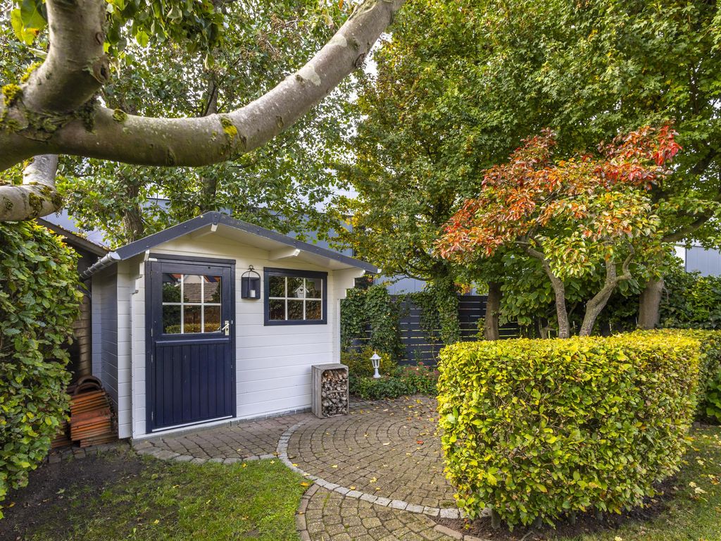 Sluisweg 44, HARDINXVELD-GIESSENDAM