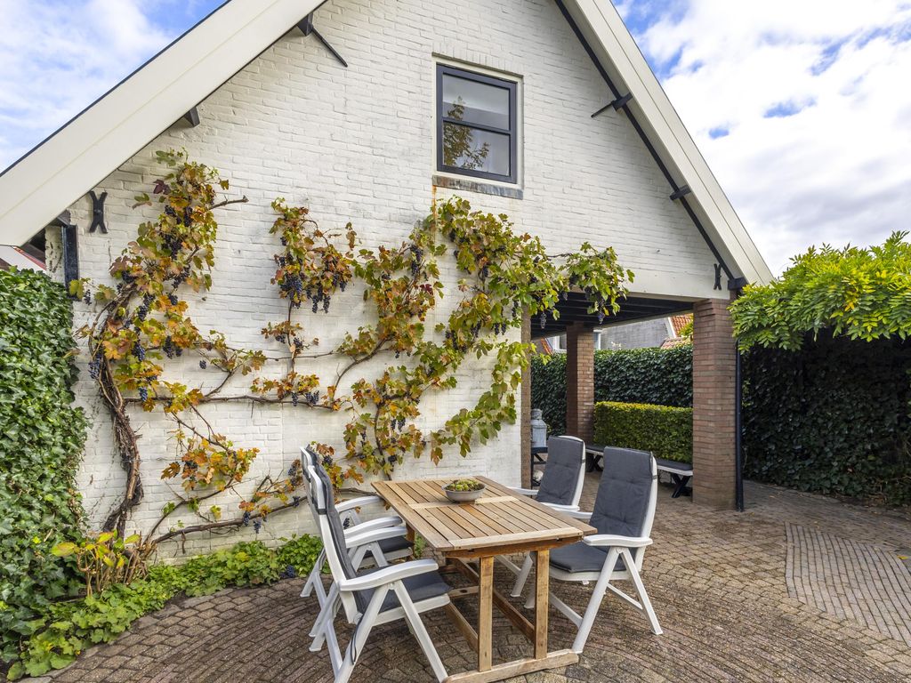 Sluisweg 44, HARDINXVELD-GIESSENDAM