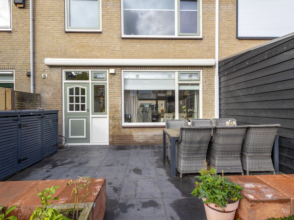 Leeuwerikstraat 5, BLESKENSGRAAF CA