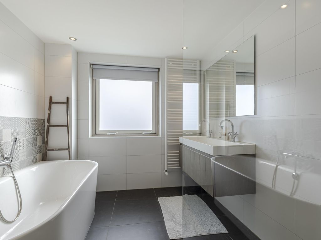 Leeuwerikstraat 5, BLESKENSGRAAF CA