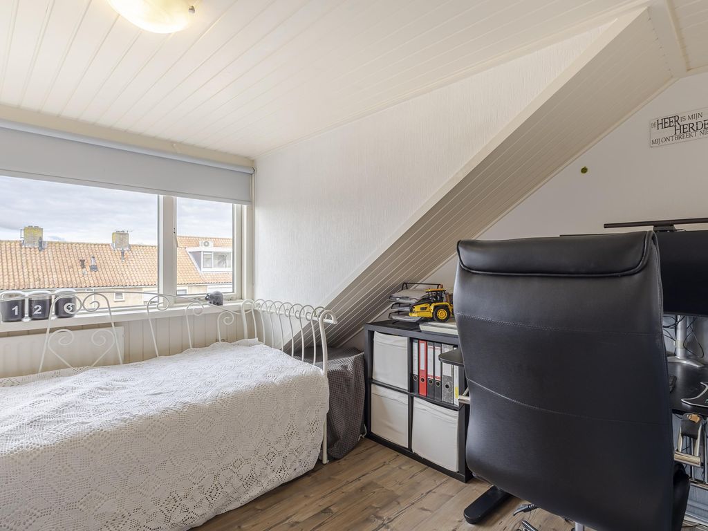 Leeuwerikstraat 5, BLESKENSGRAAF CA