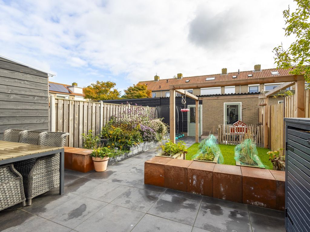 Leeuwerikstraat 5, BLESKENSGRAAF CA