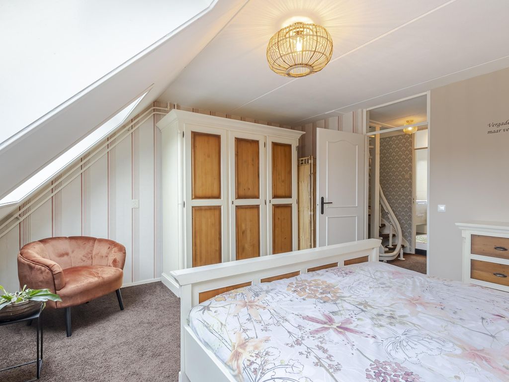 Breedewaij 48, HARDINXVELD-GIESSENDAM