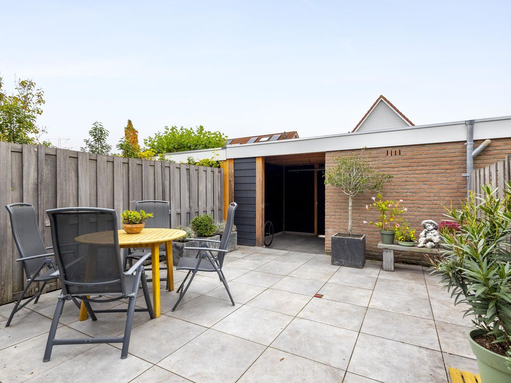 Breedewaij 48, HARDINXVELD-GIESSENDAM