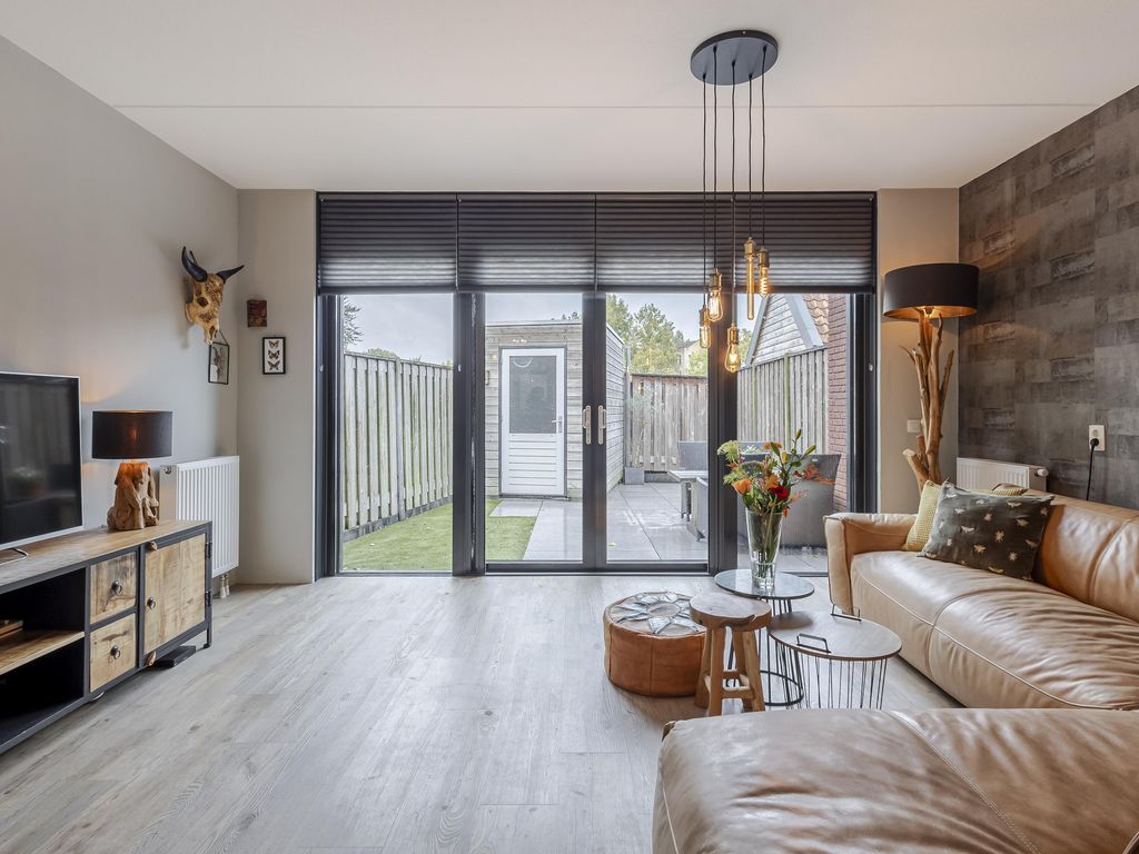 Peulenstraat-zuid 49, HARDINXVELD-GIESSENDAM