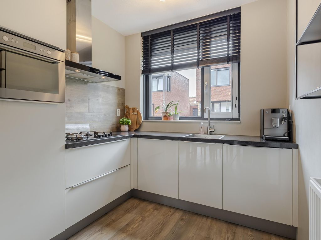 Peulenstraat-zuid 49, HARDINXVELD-GIESSENDAM