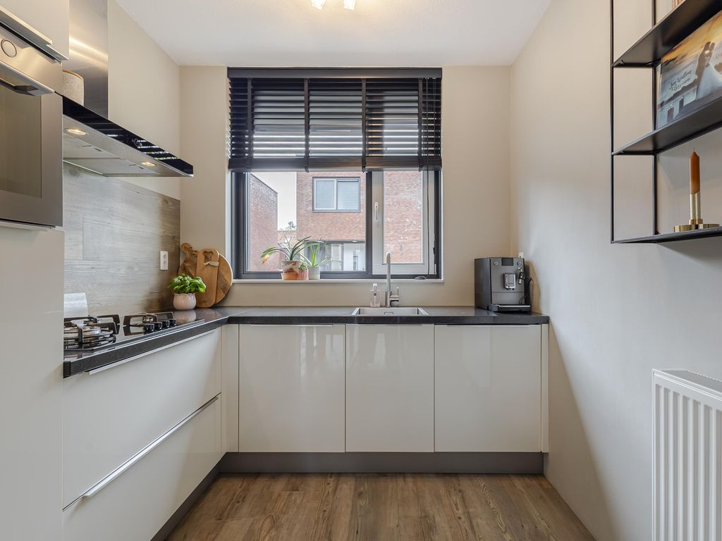 Peulenstraat-zuid 49, HARDINXVELD-GIESSENDAM