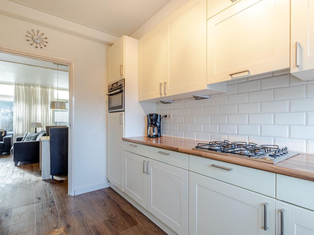 Maasstraat 15, HARDINXVELD-GIESSENDAM