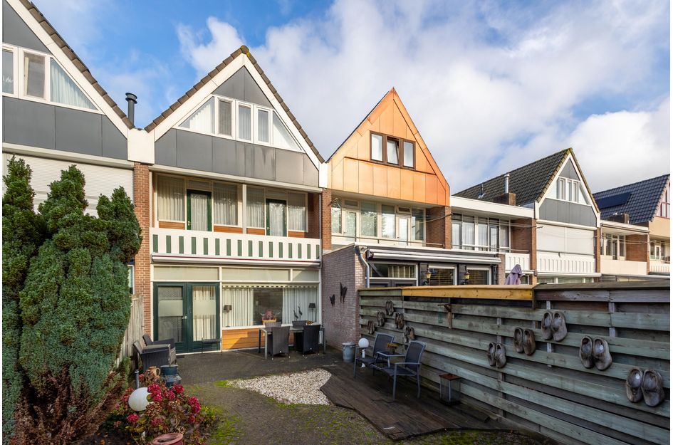 Maasstraat 15