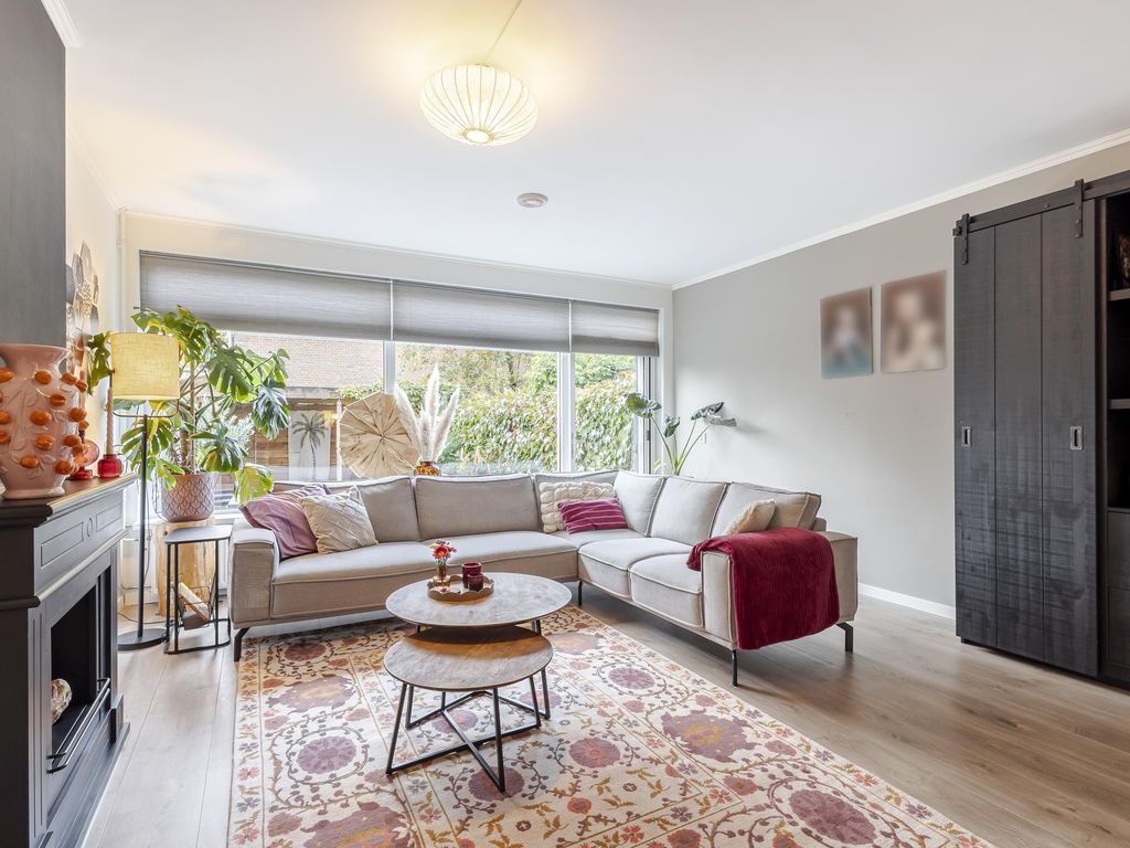 Geemansweer 8, HARDINXVELD-GIESSENDAM