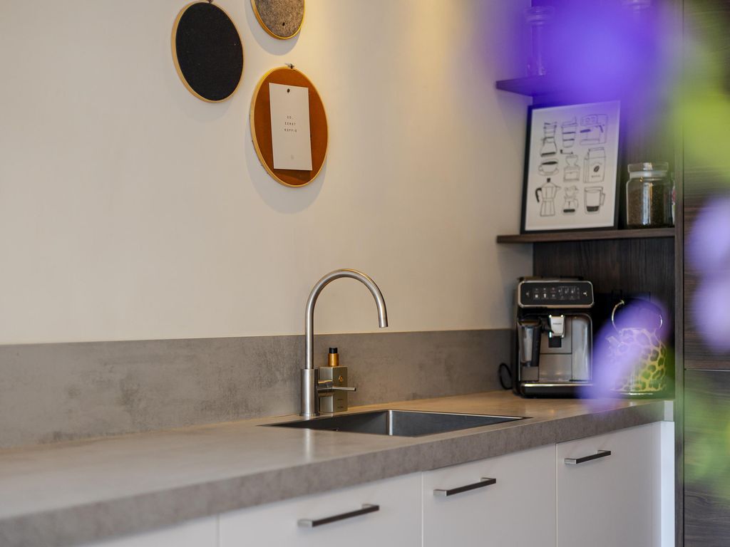 Geemansweer 8, HARDINXVELD-GIESSENDAM