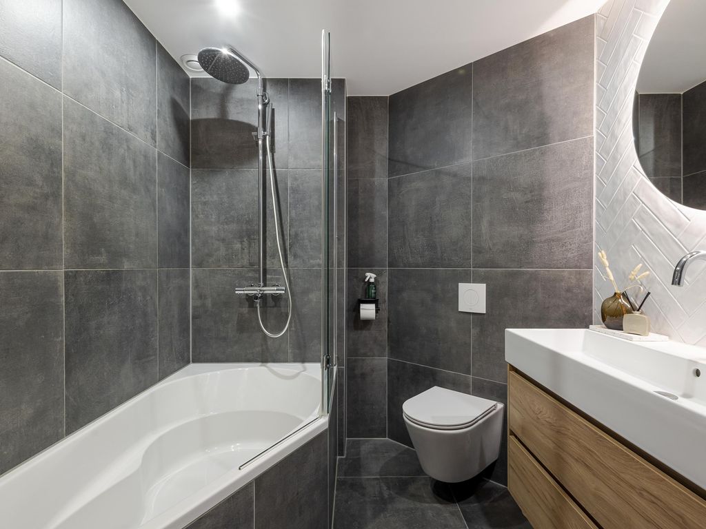 Geemansweer 8, HARDINXVELD-GIESSENDAM