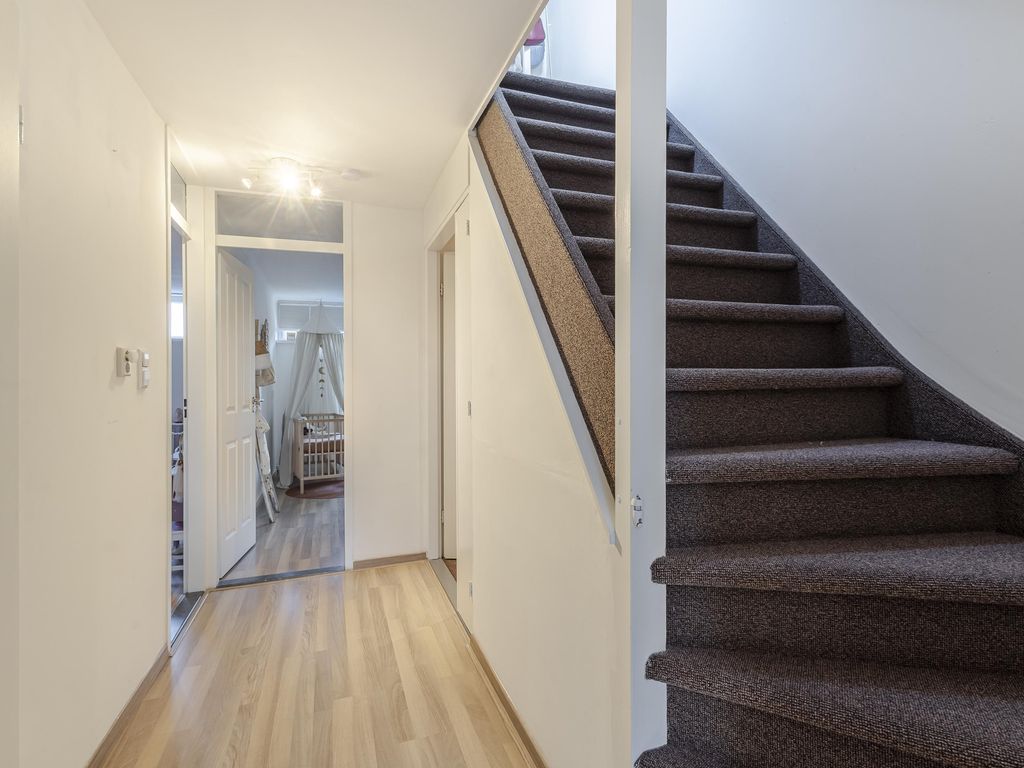 Geemansweer 8, HARDINXVELD-GIESSENDAM