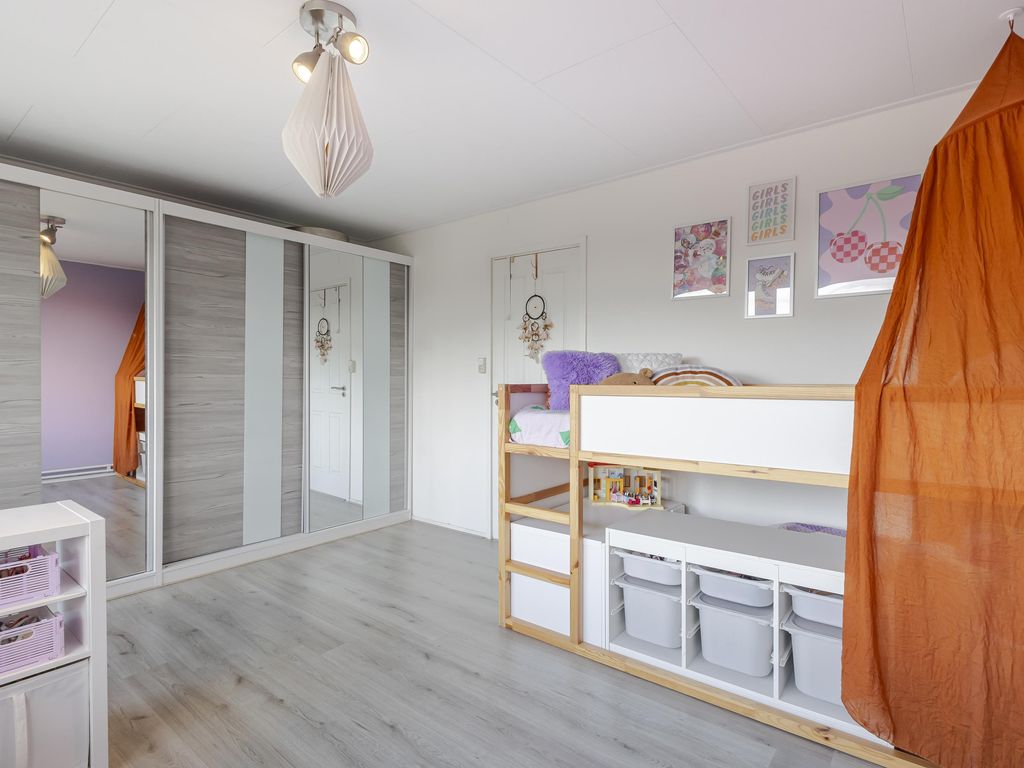 Geemansweer 8, HARDINXVELD-GIESSENDAM