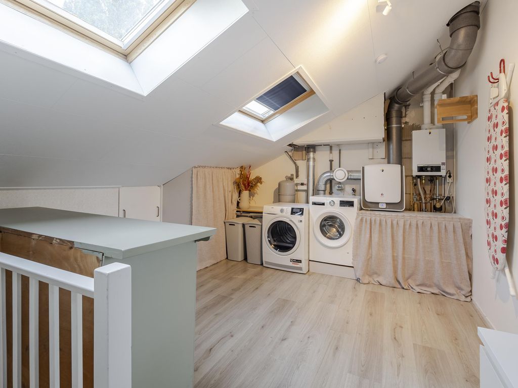 Geemansweer 8, HARDINXVELD-GIESSENDAM