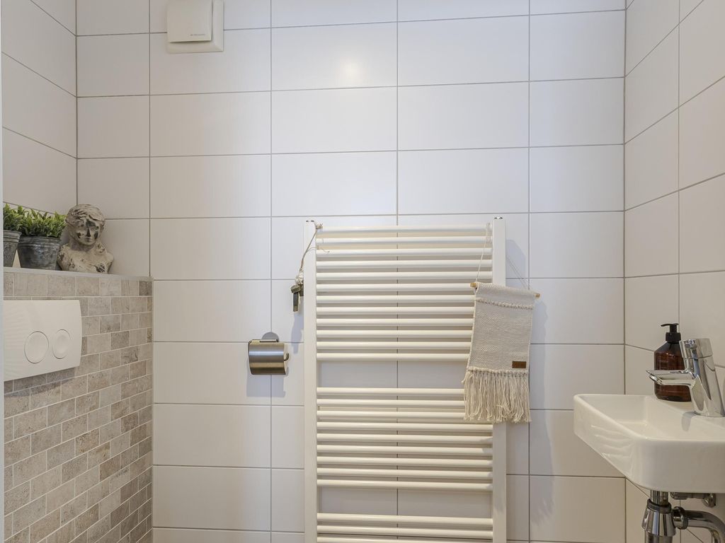 Rivierdijk 255, HARDINXVELD-GIESSENDAM