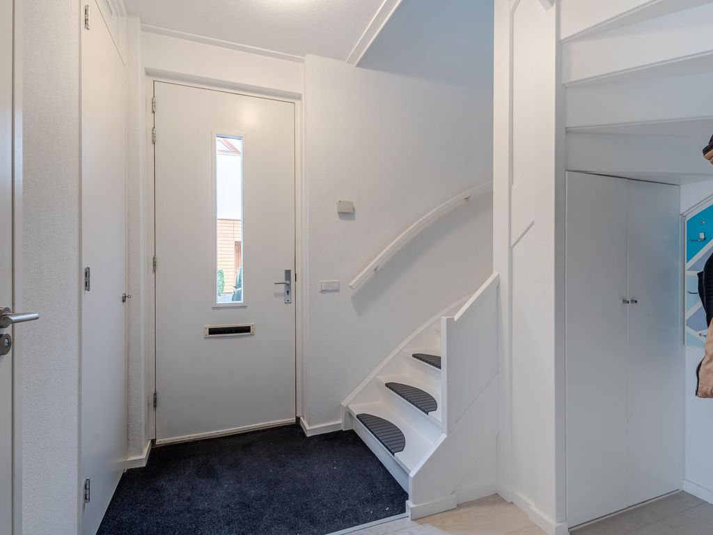 Troelstrastraat 69, HARDINXVELD-GIESSENDAM