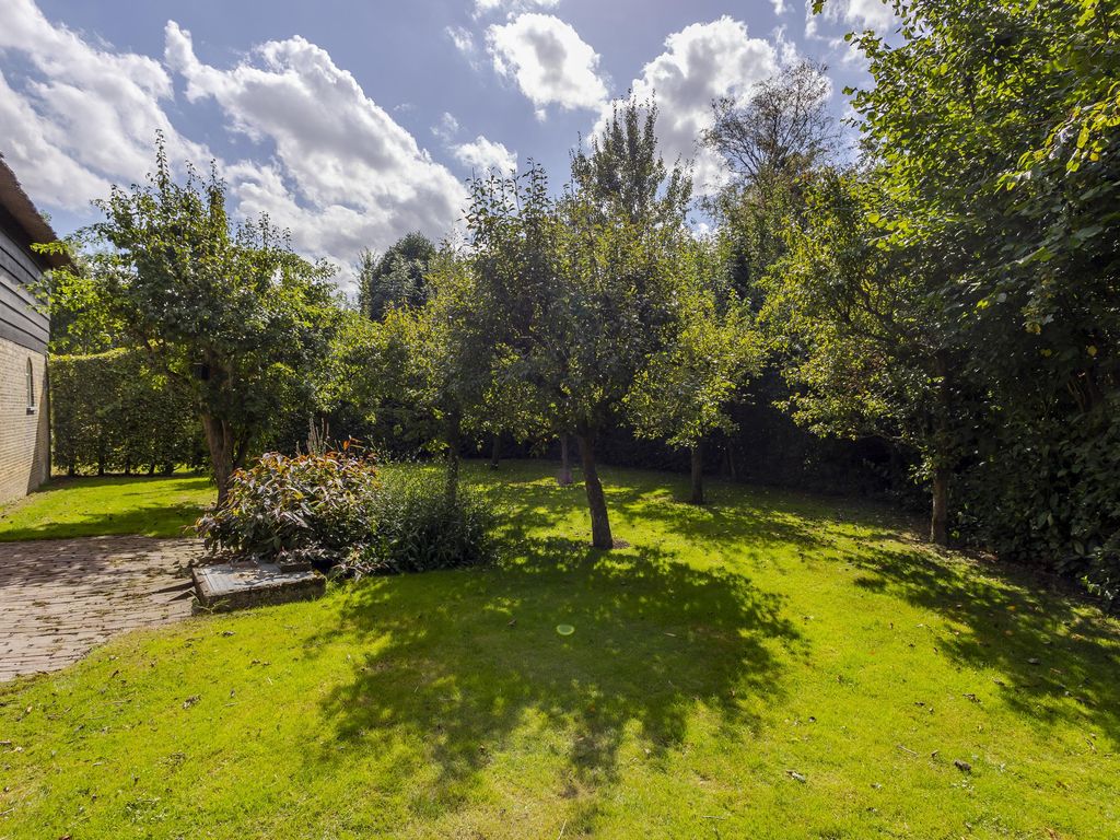 Graafdijk-oost 11, MOLENAARSGRAAF