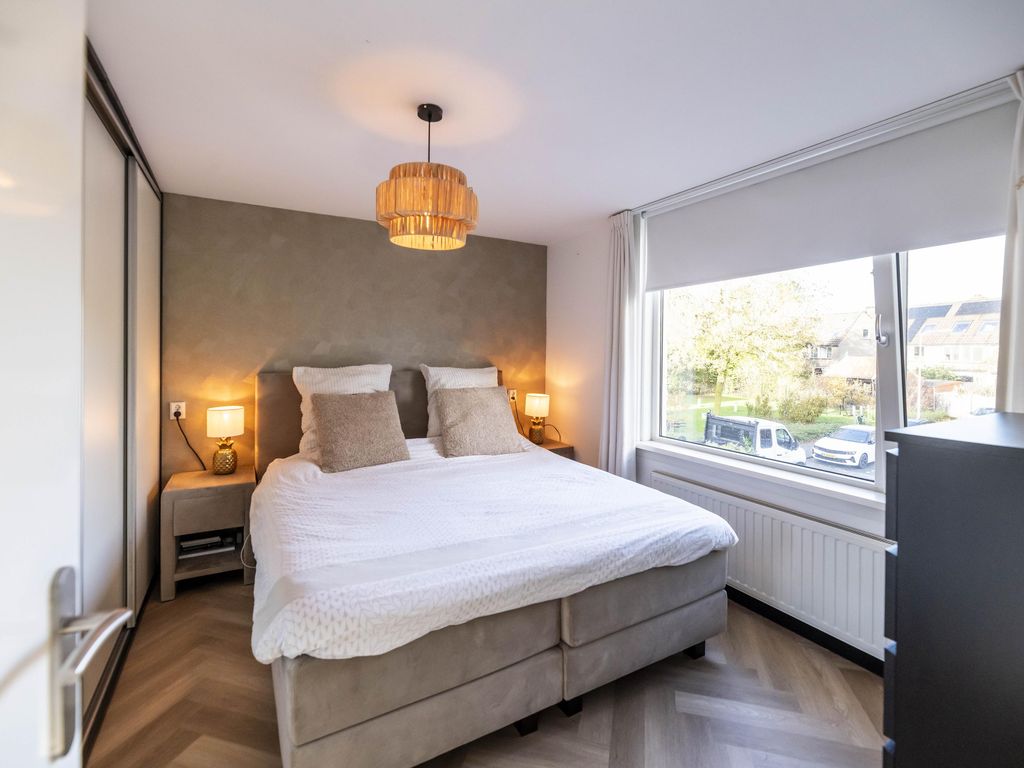 van Marlotstraat 68, GIESSENBURG