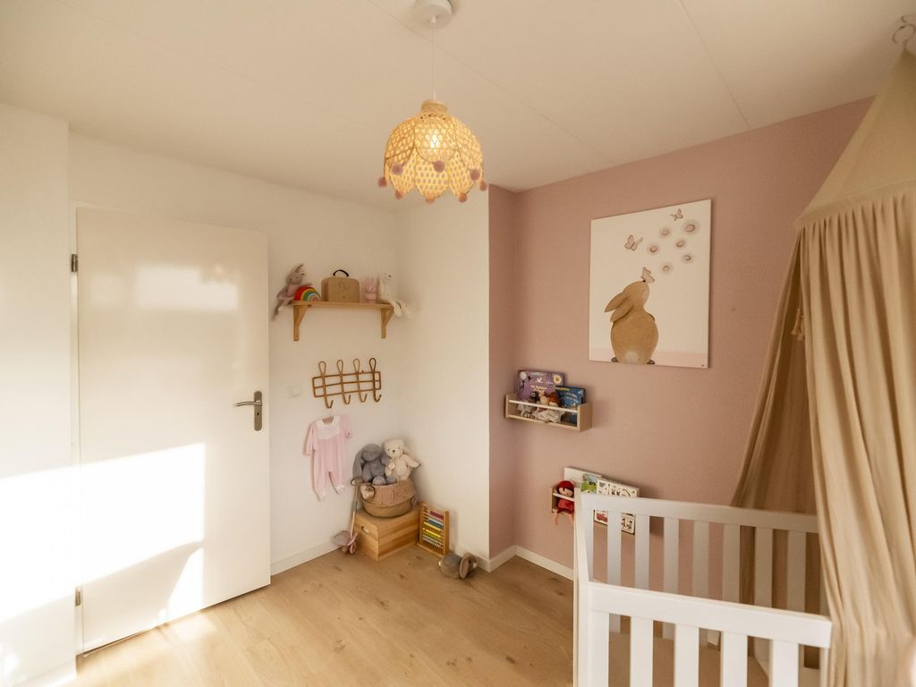 van Marlotstraat 68, GIESSENBURG