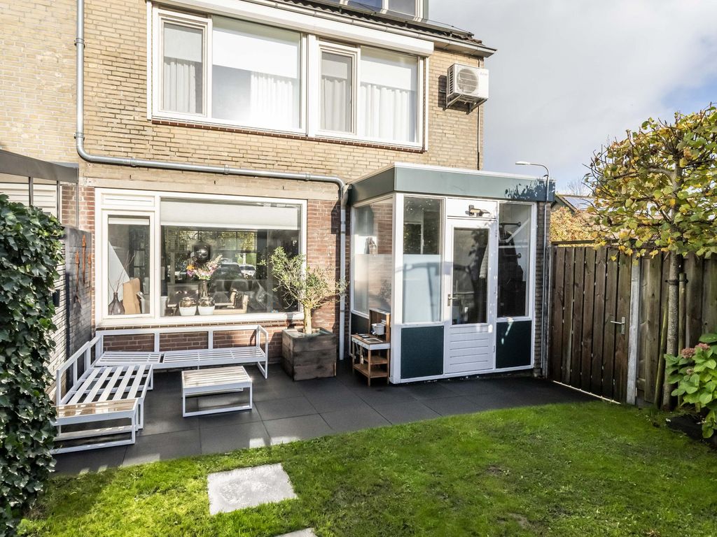 van Marlotstraat 68, GIESSENBURG