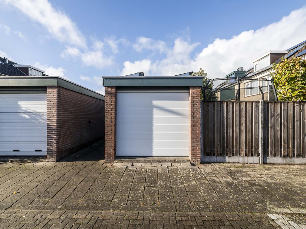 van Marlotstraat 68, GIESSENBURG