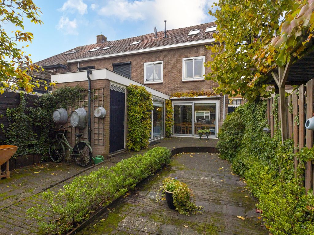 Oranjestraat 24, SLIEDRECHT