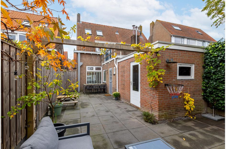 Joh. Kraaijeveldstraat 8