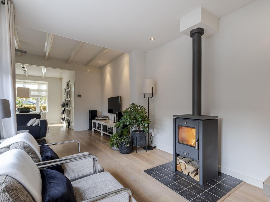 Oranjestraat 34, HARDINXVELD-GIESSENDAM