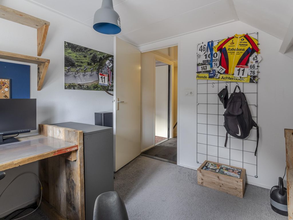 Oranjestraat 34, HARDINXVELD-GIESSENDAM