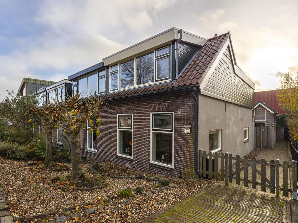 Buitendams 527, HARDINXVELD-GIESSENDAM