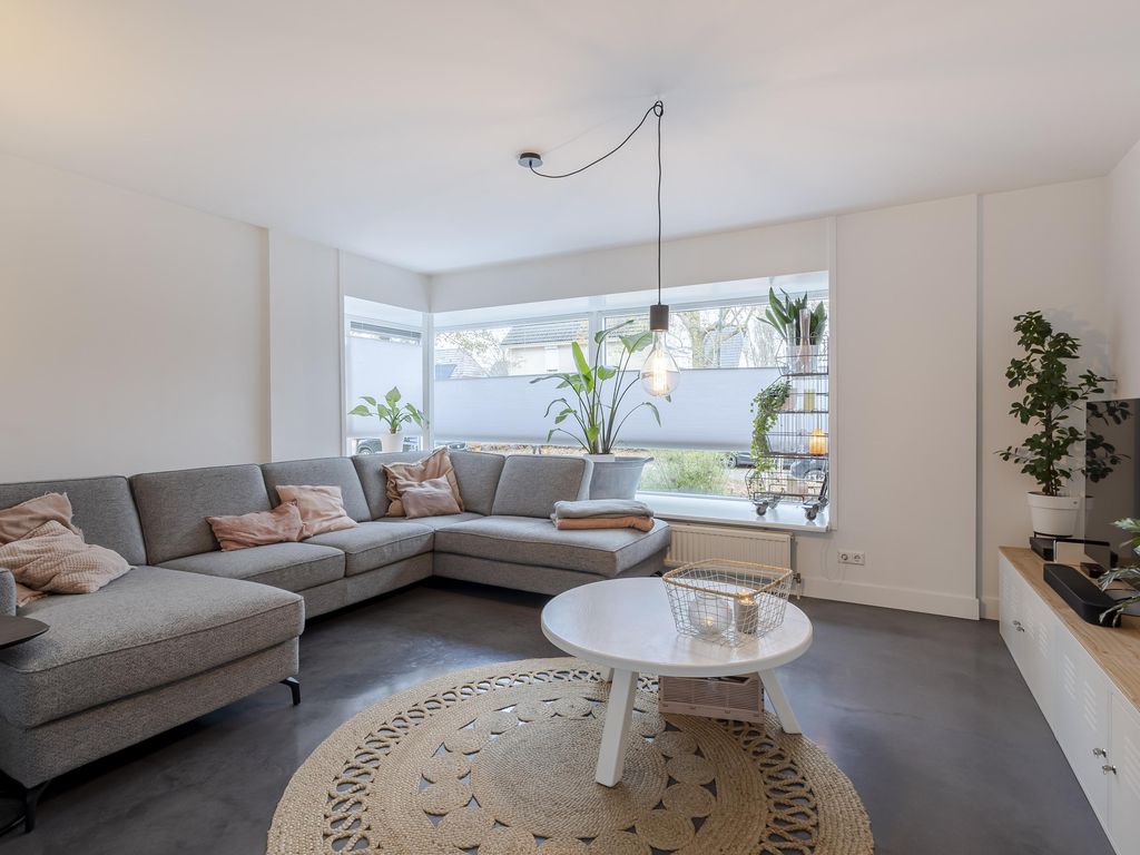 Kievit 17, HARDINXVELD-GIESSENDAM