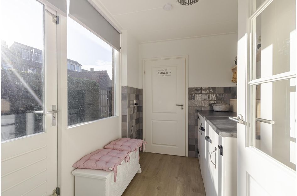 Van Ruysdaelstraat 2