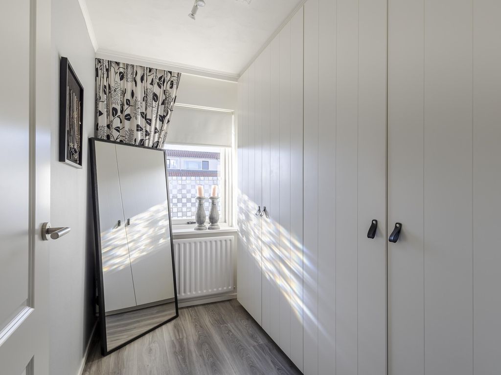 Van Ruysdaelstraat 2, Hardinxveld-Giessendam