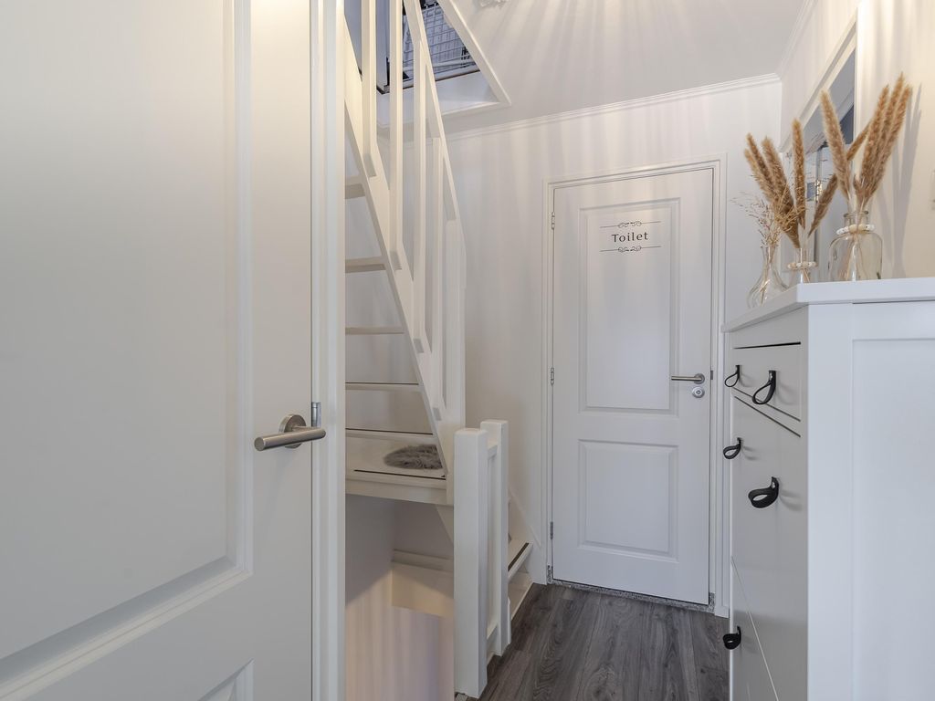 Van Ruysdaelstraat 2, Hardinxveld-Giessendam