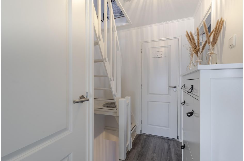 Van Ruysdaelstraat 2