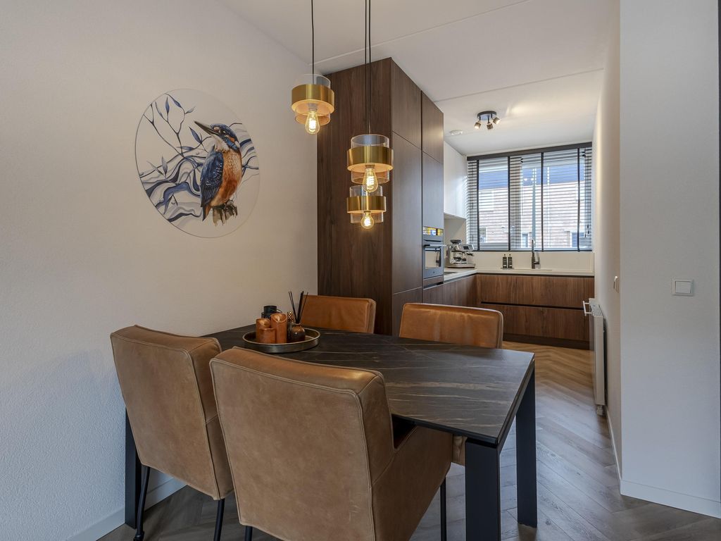 Troelstrastraat 15, HARDINXVELD-GIESSENDAM