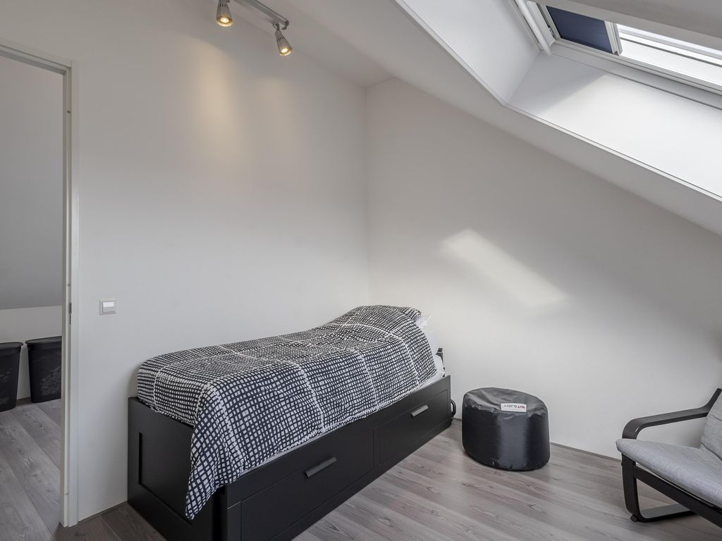 Troelstrastraat 15, HARDINXVELD-GIESSENDAM