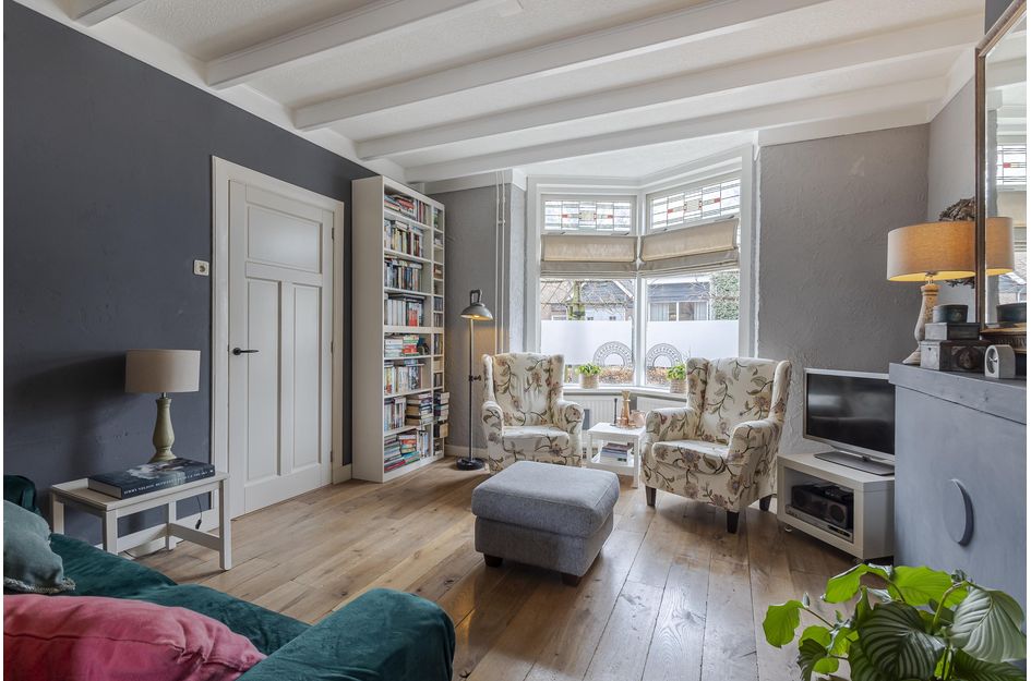 Prins Bernhardstraat 9