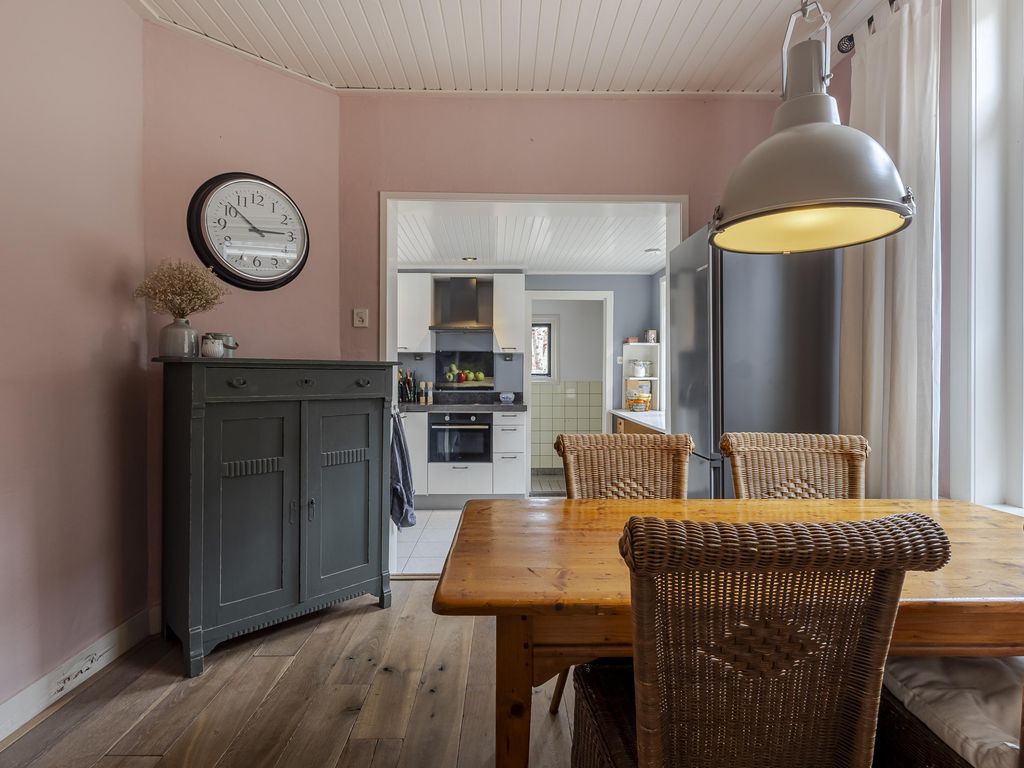 Prins Bernhardstraat 9, HARDINXVELD-GIESSENDAM