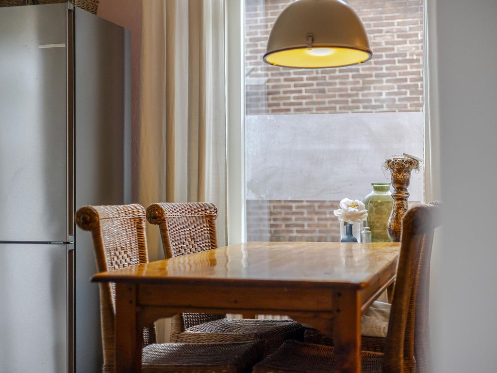 Prins Bernhardstraat 9, HARDINXVELD-GIESSENDAM