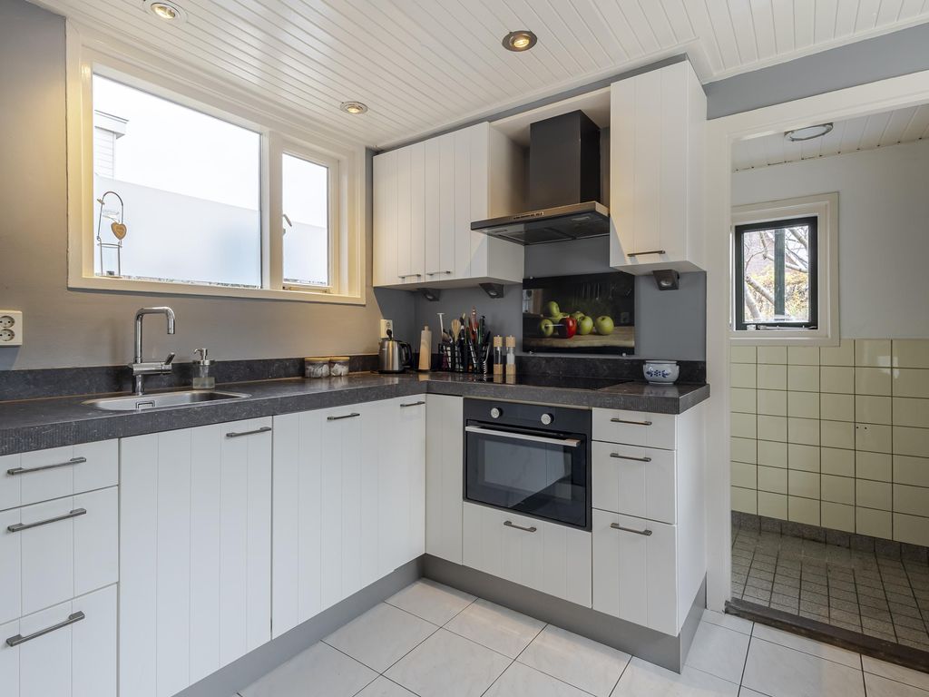 Prins Bernhardstraat 9, HARDINXVELD-GIESSENDAM