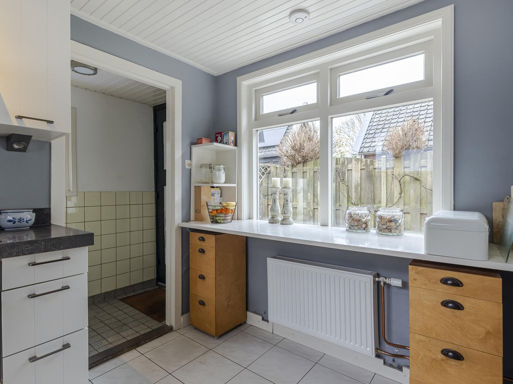 Prins Bernhardstraat 9, HARDINXVELD-GIESSENDAM