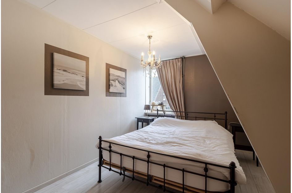 Prins Bernhardstraat 9