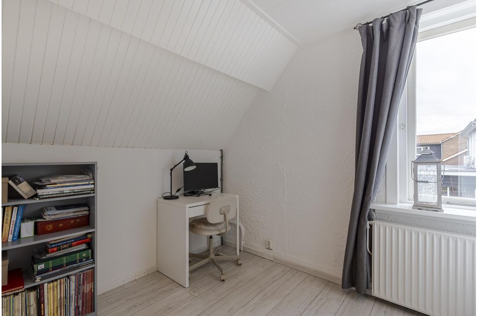 Prins Bernhardstraat 9